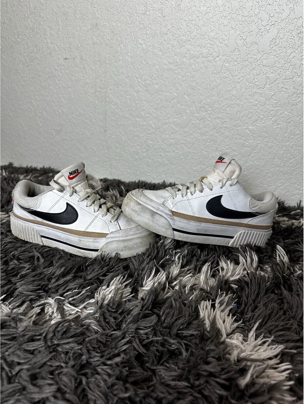 Nike Court Legacy Lift Platform Sneakers White Black DM7590-100 Women Size 6